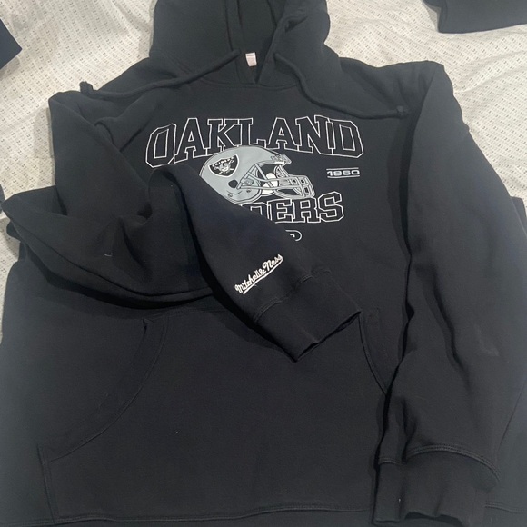 Mitchell & Ness Other - Mitchell & Ness Oakland Raiders Black Crewneck Hoodie